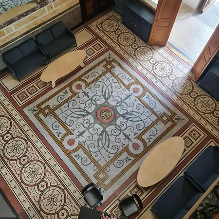 Hostel Hi Bois-luzy Marseille